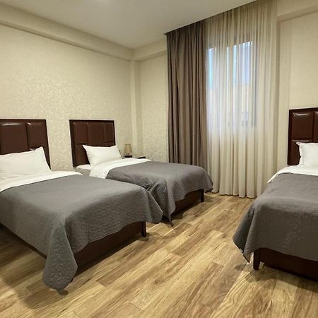 Aura Hotel Tbilisi Eksteriør billede