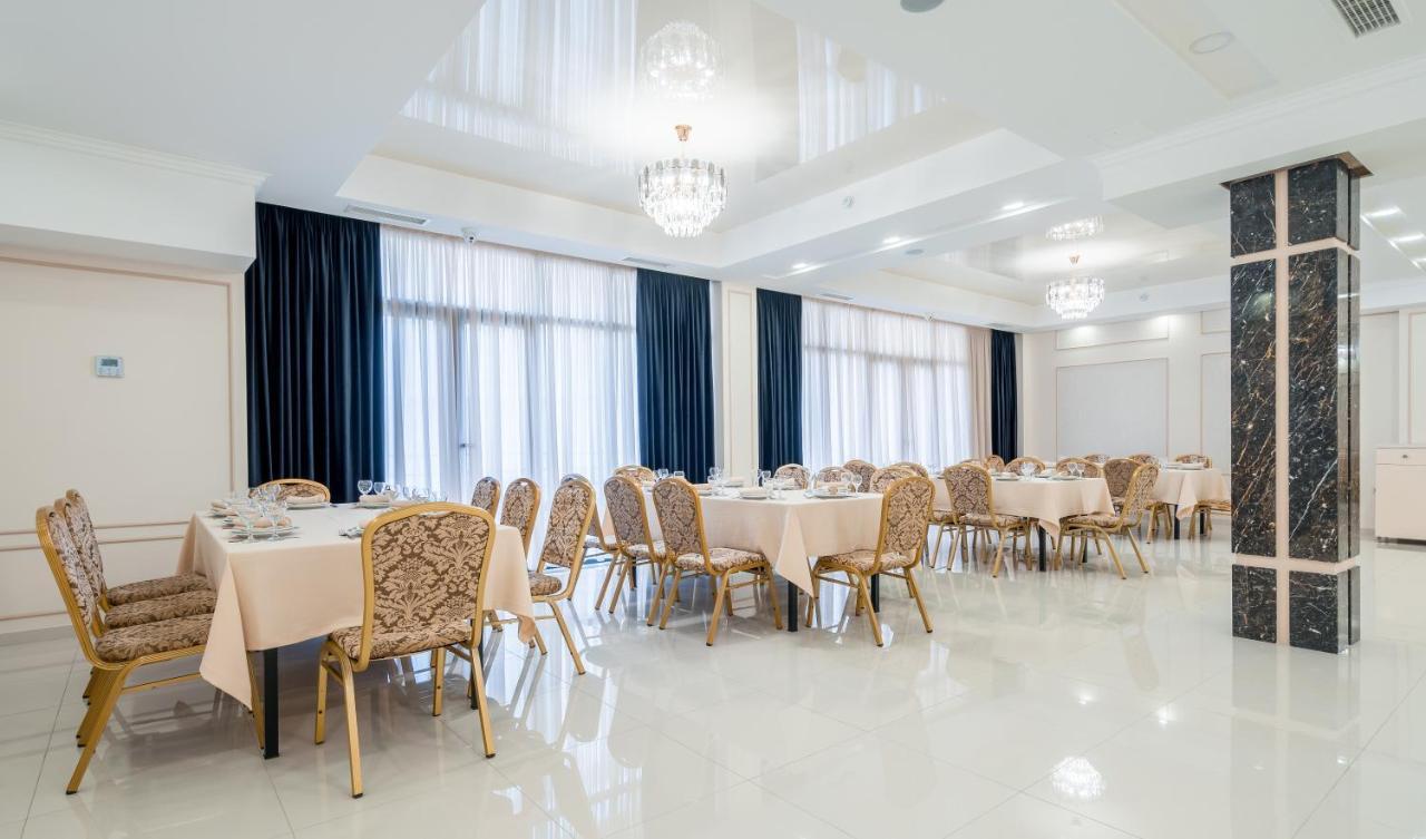 Aura Hotel Tbilisi Eksteriør billede