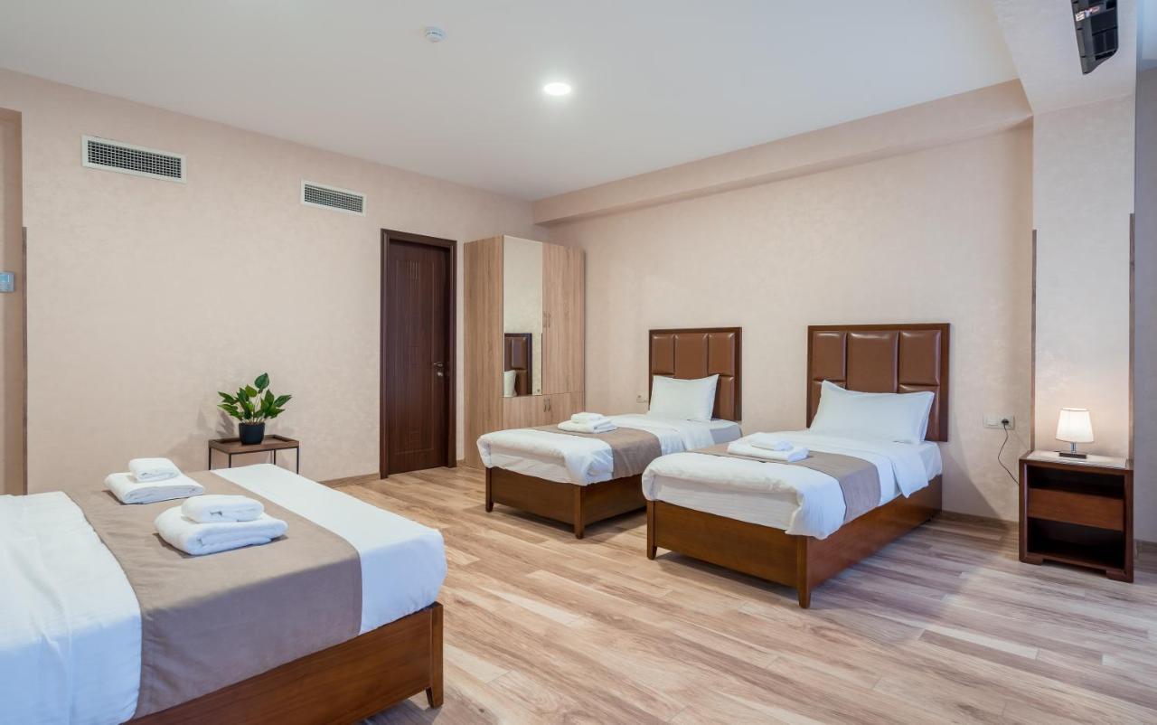 Aura Hotel Tbilisi Eksteriør billede