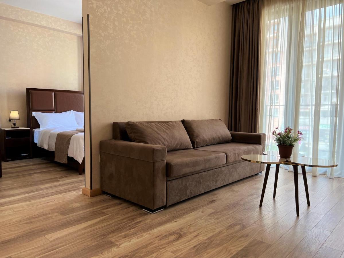 Aura Hotel Tbilisi Eksteriør billede
