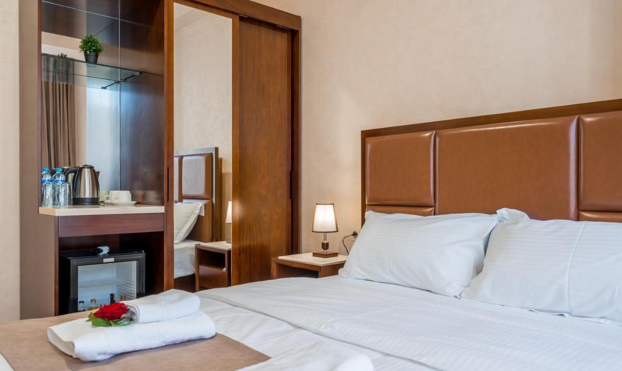 Aura Hotel Tbilisi Eksteriør billede