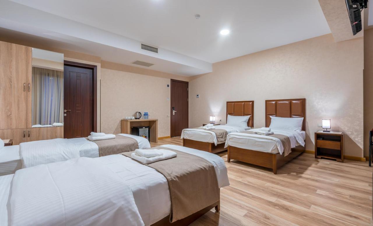 Aura Hotel Tbilisi Eksteriør billede