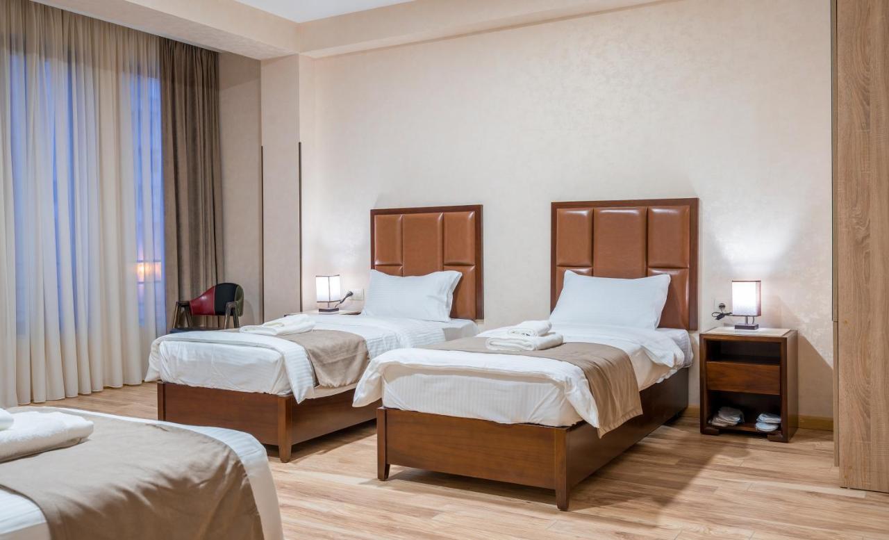 Aura Hotel Tbilisi Eksteriør billede